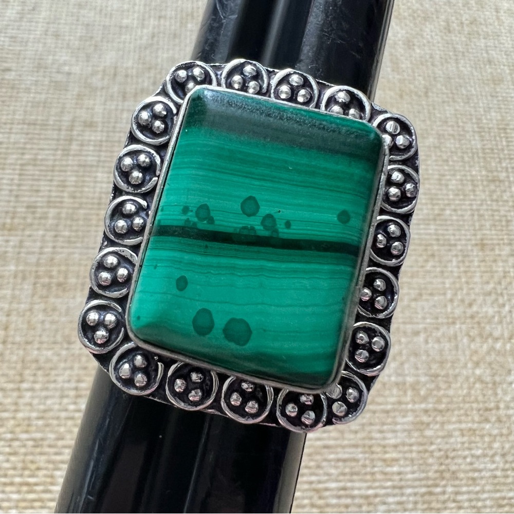 New Malachite Crystal Stone Square Silver Overlay Ring w Decorative Band 8.25